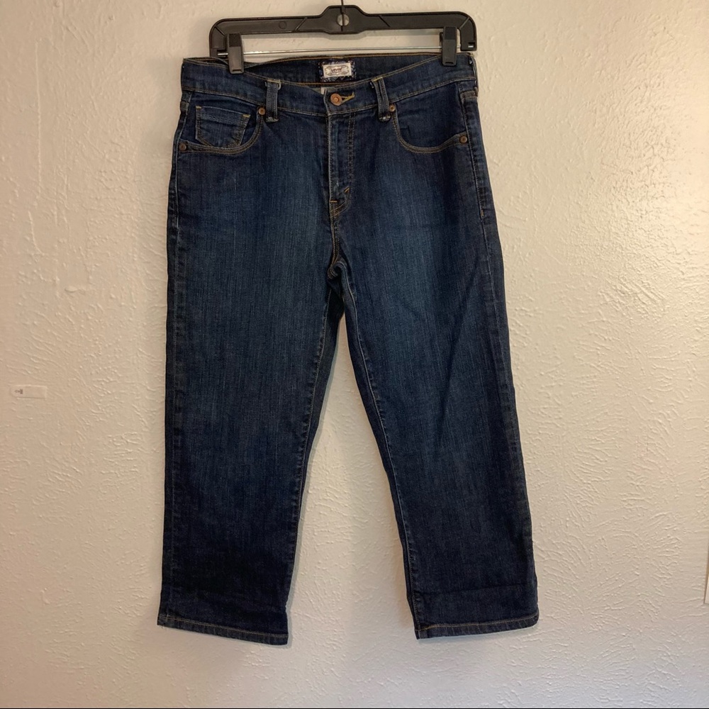 Levi’s Women’s 515 Capris Size 6